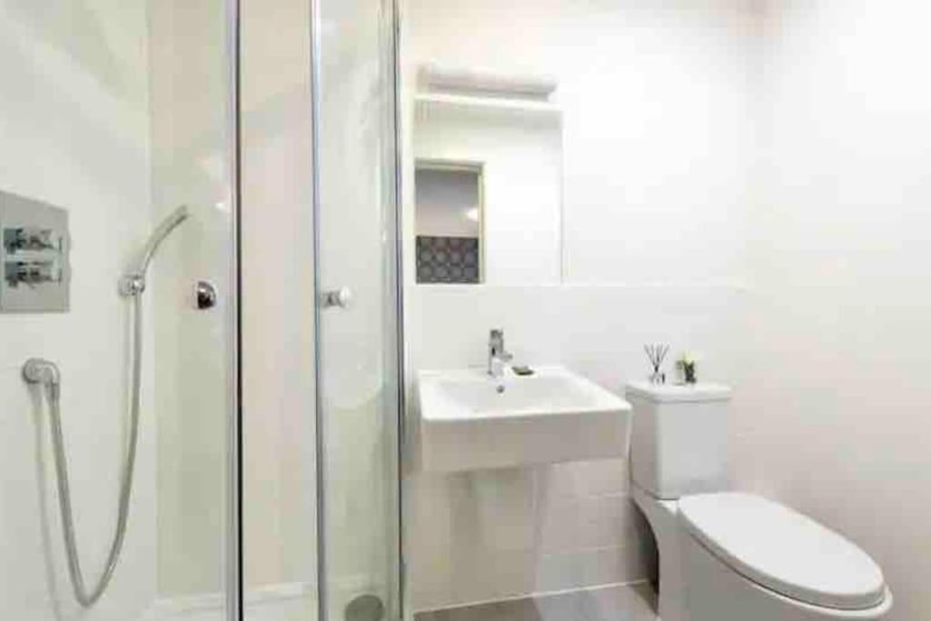 Somerford Keynes Reed Warbler - Hm111 - Lower Mill Estate Penthouse Apartment With Spa Access מראה חיצוני תמונה
