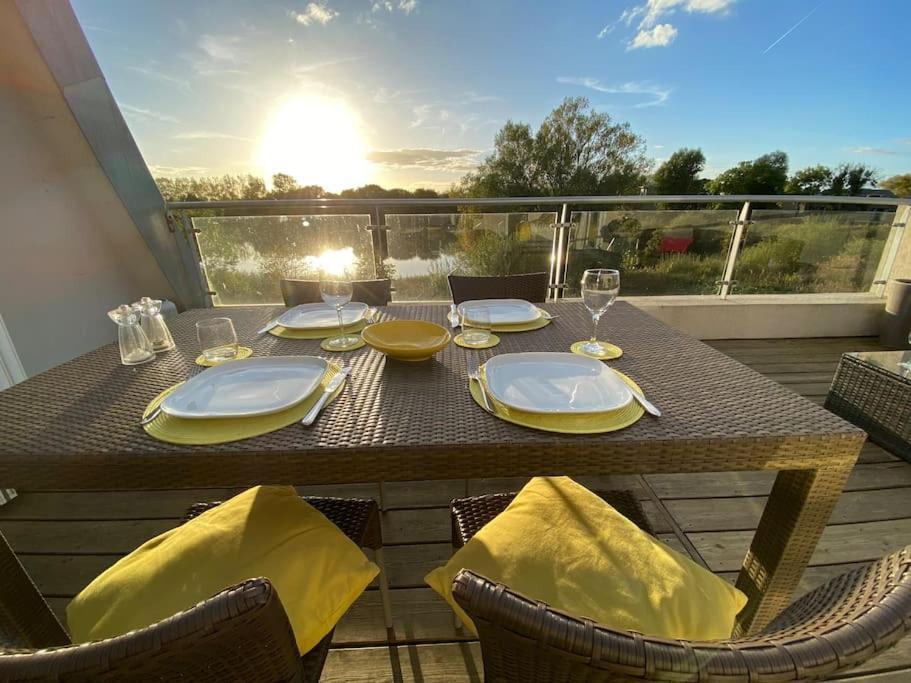 Somerford Keynes Reed Warbler - Hm111 - Lower Mill Estate Penthouse Apartment With Spa Access מראה חיצוני תמונה